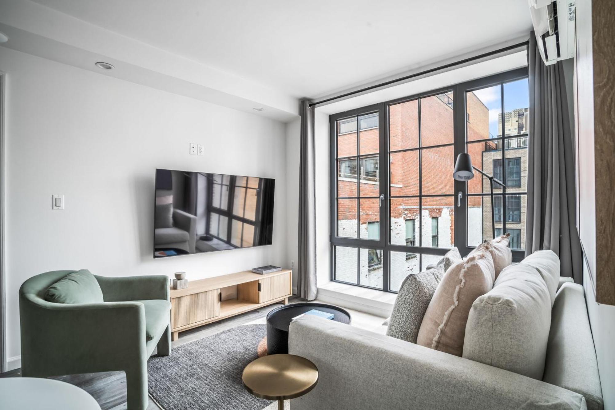 Modern 2-Br With Southern Views New York Bagian luar foto